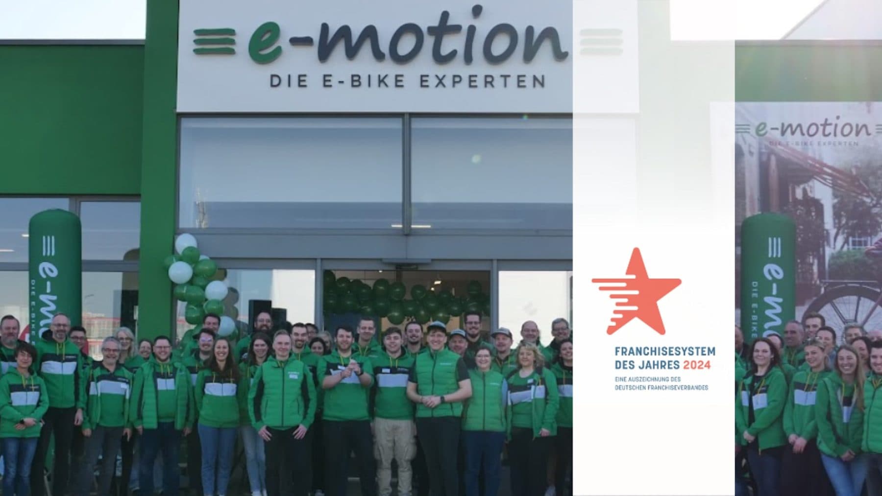 Das e-motion Team vor einer e-Bike Welt